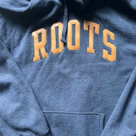Roots hoodie, size XL US - Picture 4 of 6